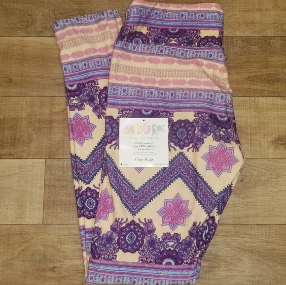 Lularoe Aztec Flower Feather Print NWOT - Picture 2 of 2